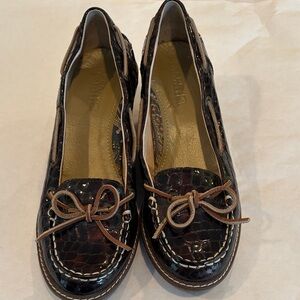 Sperry Dark Brown Crocodile Pattern Moccasins